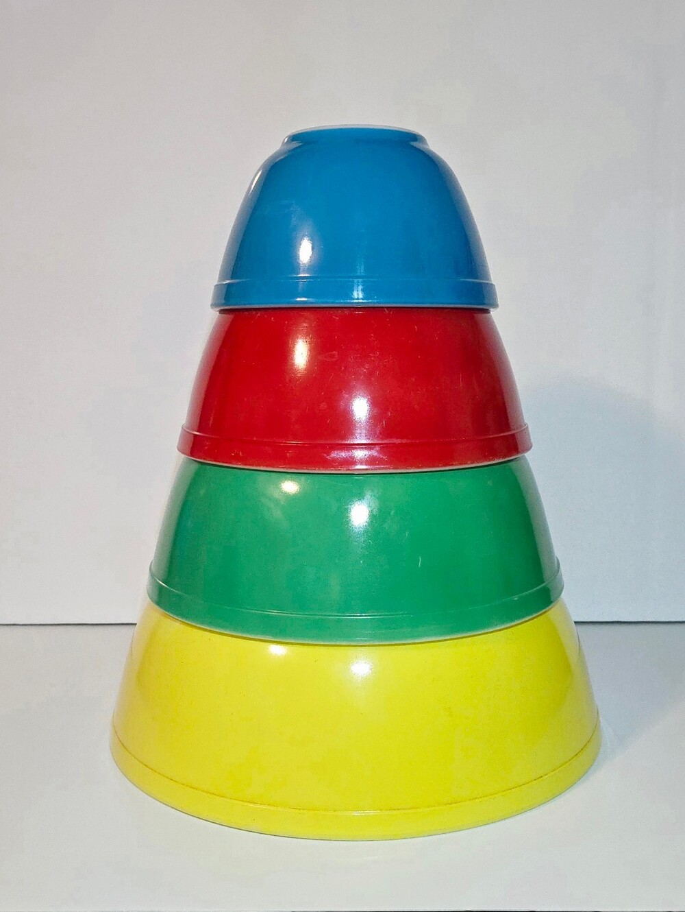Pyrex Primary Colors Nesting Mixing Bowls Set Of 4 Vintage Kitchenware #401-404